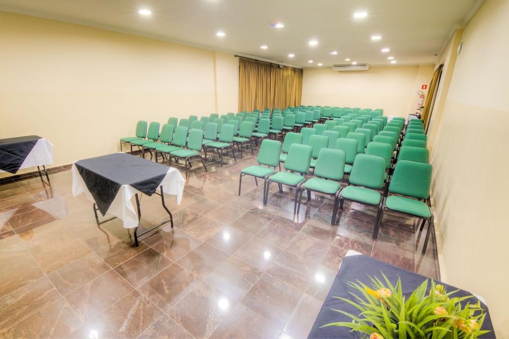Hotel Golden Park Uberaba By Nacional Inn Ngoại thất bức ảnh