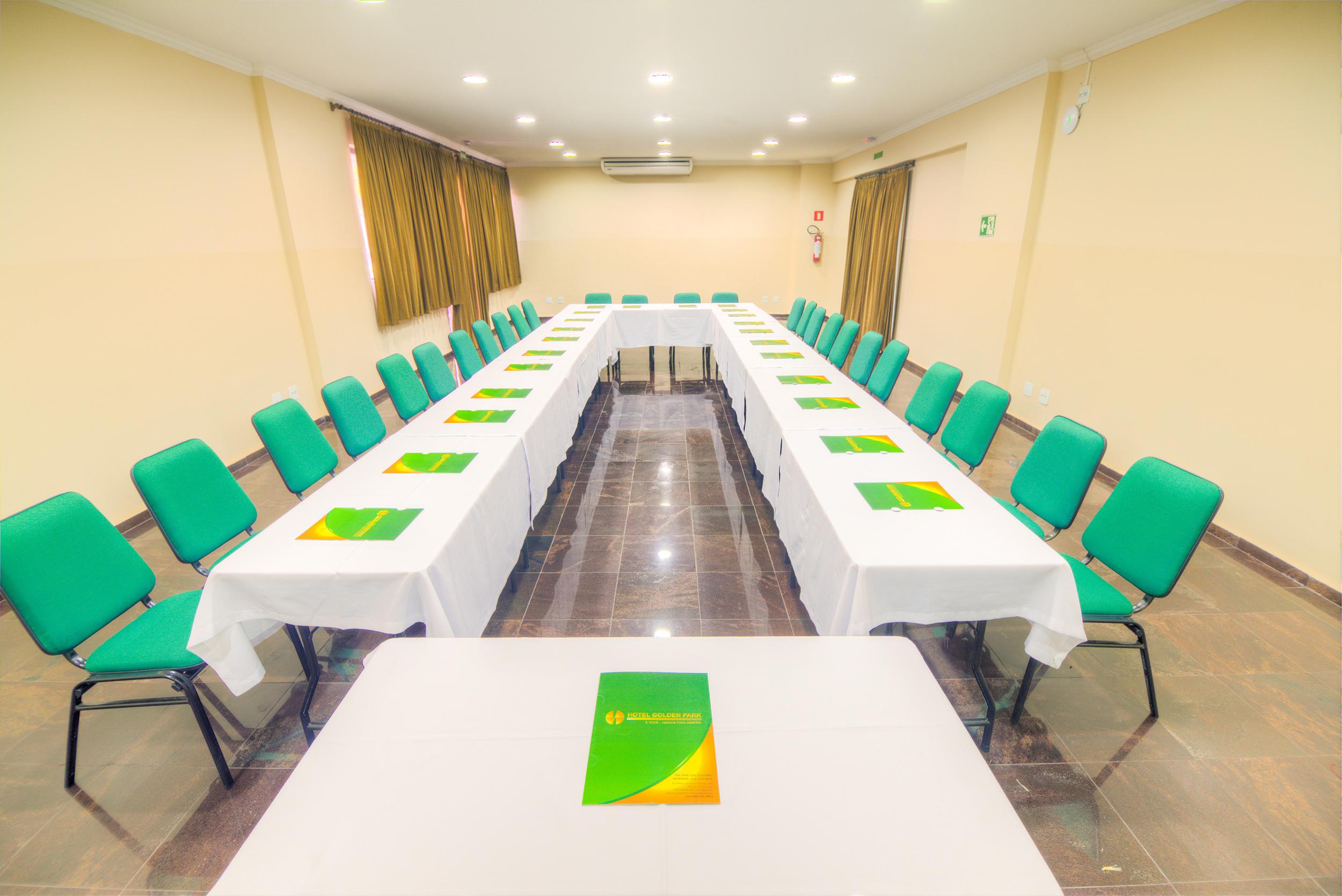 Hotel Golden Park Uberaba By Nacional Inn Ngoại thất bức ảnh