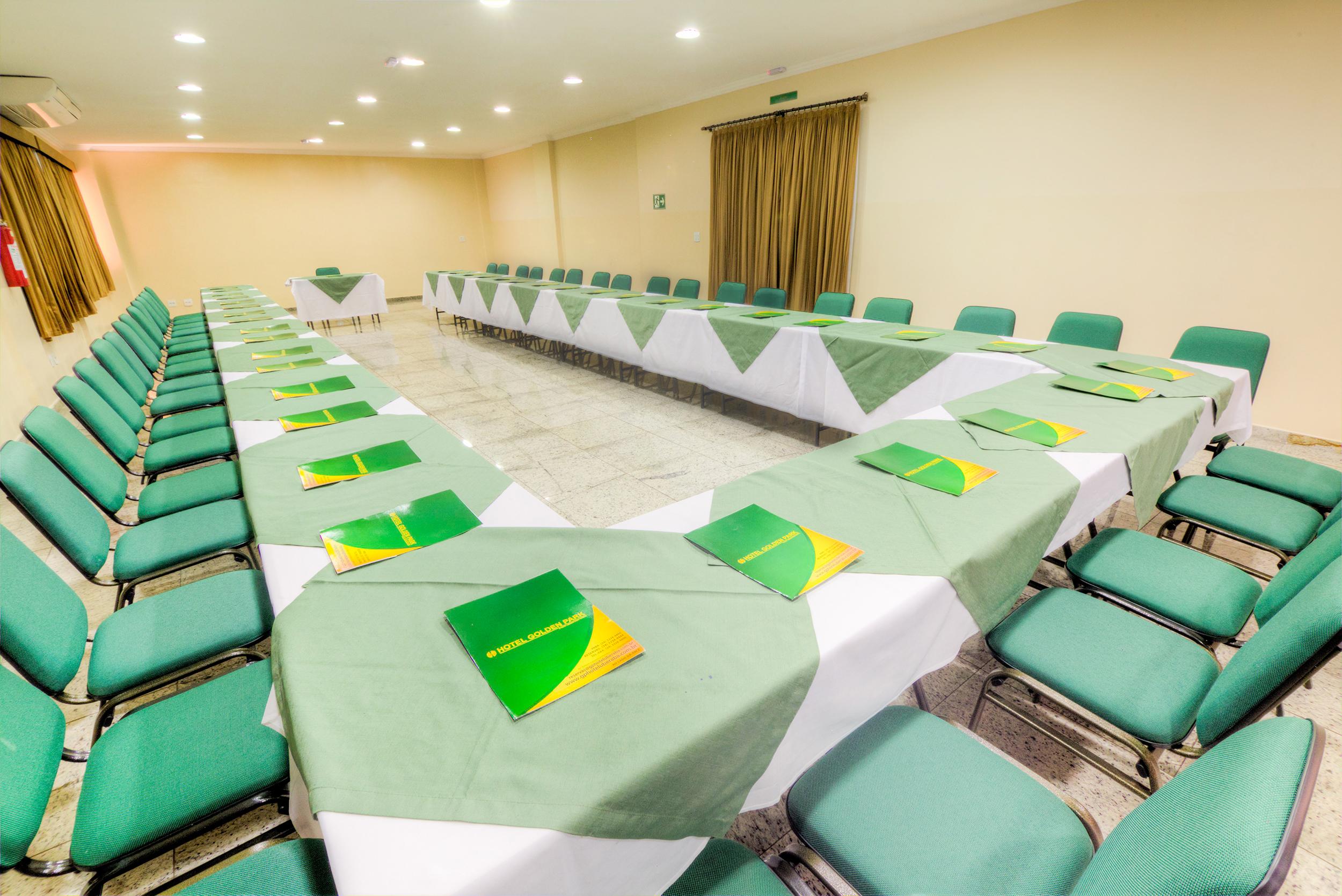 Hotel Golden Park Uberaba By Nacional Inn Ngoại thất bức ảnh