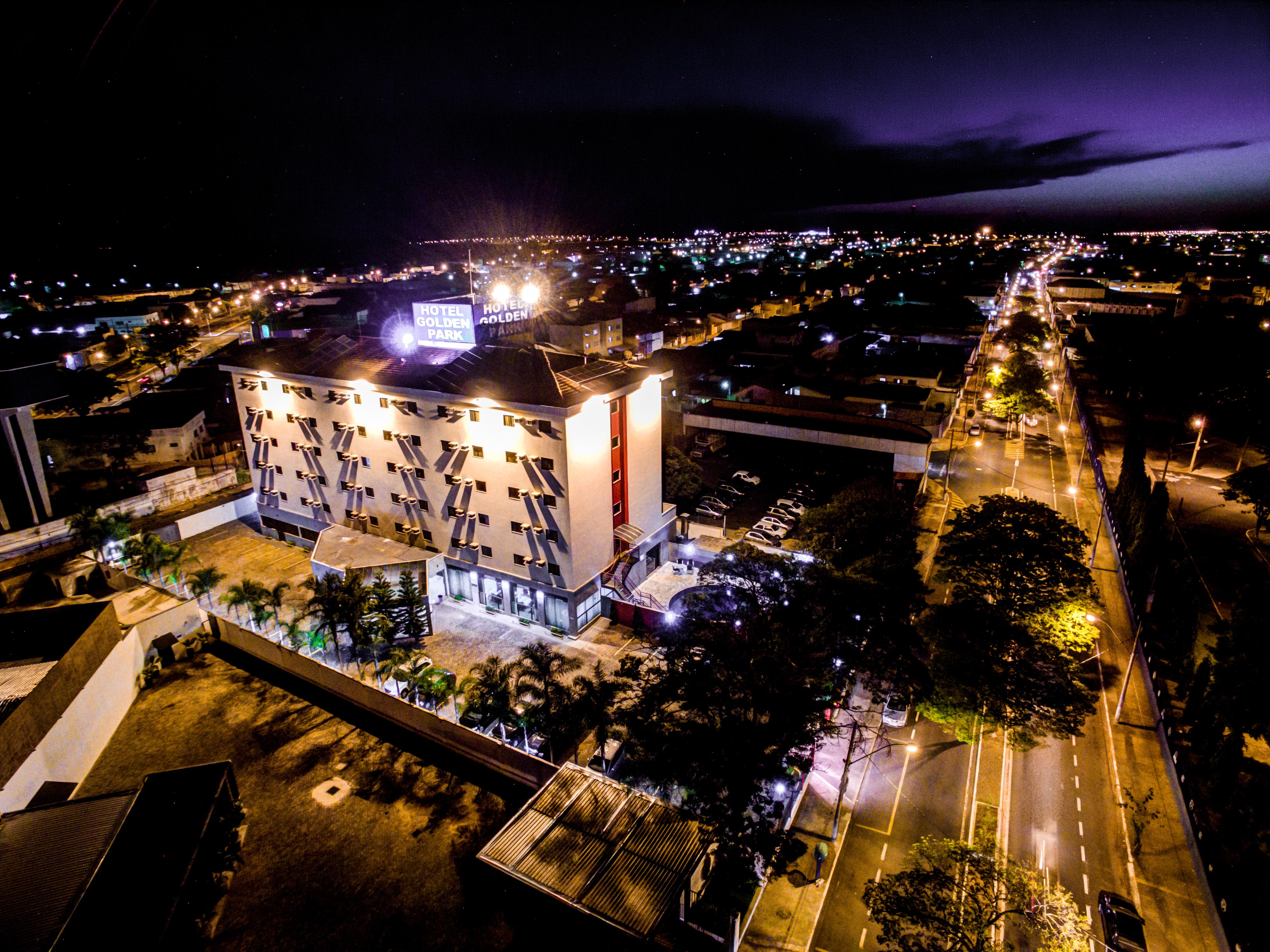 Hotel Golden Park Uberaba By Nacional Inn Ngoại thất bức ảnh